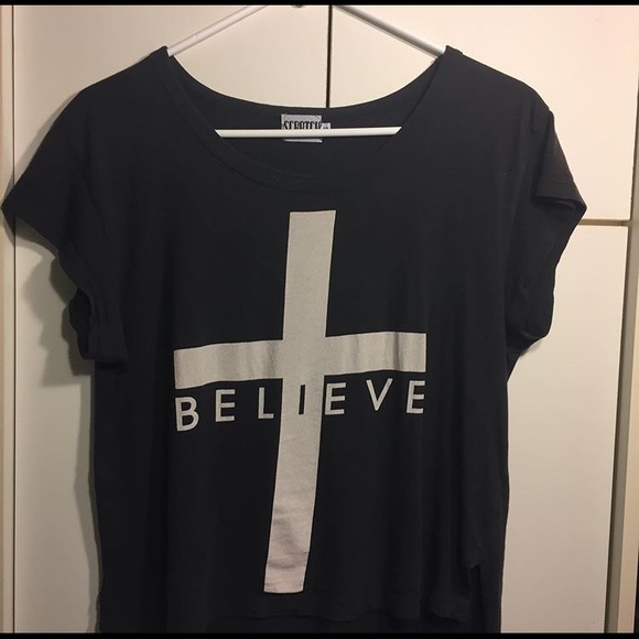 Cross crop top - Picture 1 of 4